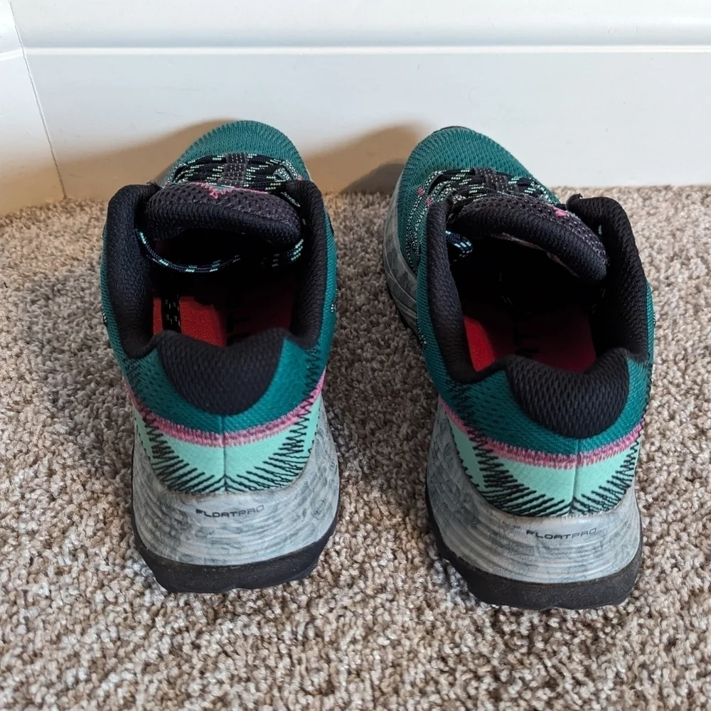 Merrell Moab Flight Trail Running Shoe - Teal and Pink sz 7